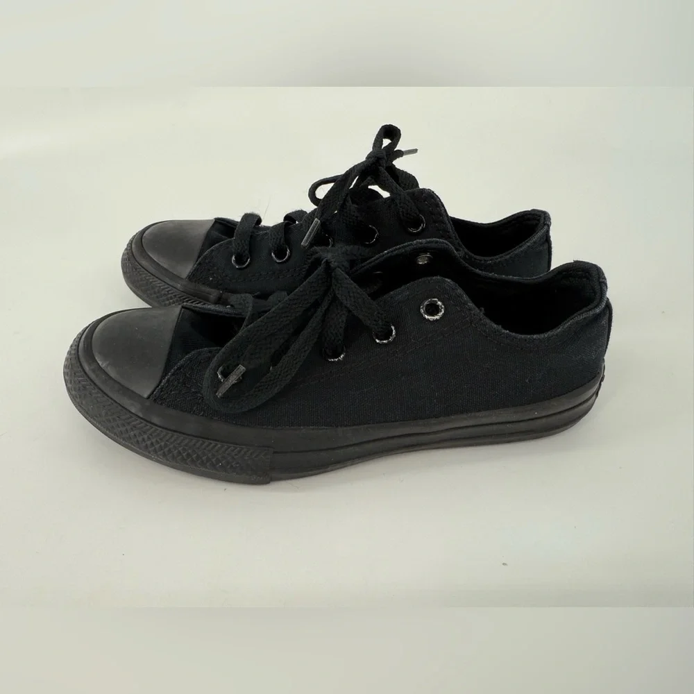 Converse Kids Classic Black Sneakers
